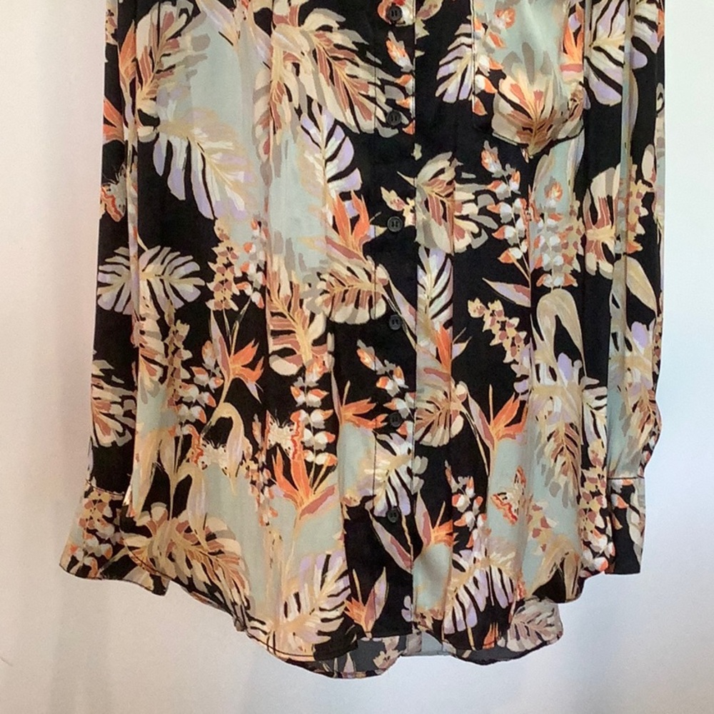 Free People Floral Print Lightweight Top - Black, Cream, Peach, Size Large - Picture 6 of 15